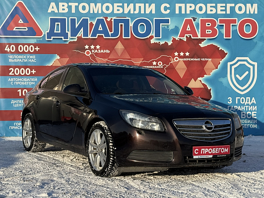 Opel Insignia Essentia, 2013 года, пробег 236000 км