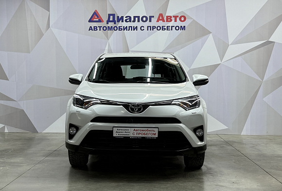 Toyota RAV4, 2018 года, пробег 122495 км