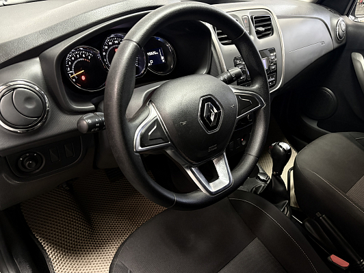 Renault Sandero Stepway Life, 2020 года, пробег 45000 км