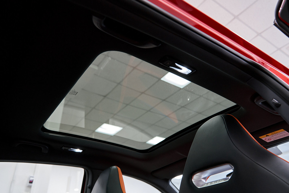 Changan UNI-V LX, красный