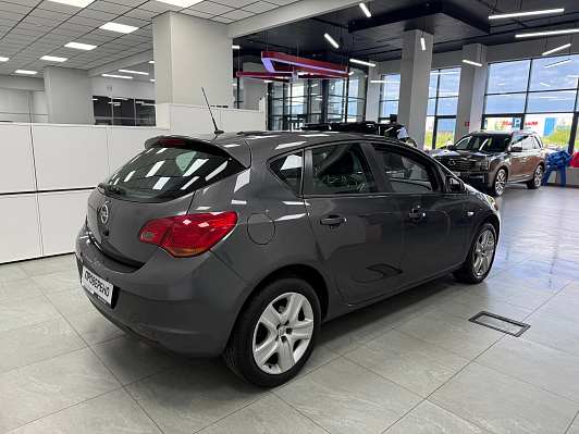 Opel Astra Enjoy, 2011 года, пробег 130068 км