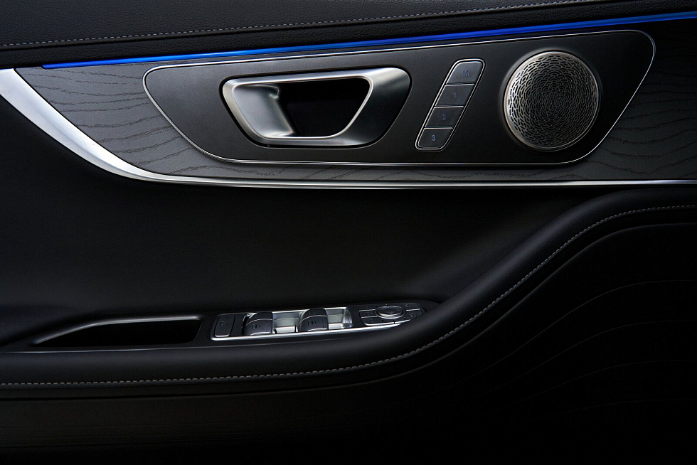 Chery Tiggo 8 Pro Max Ultimate 4WD, серый