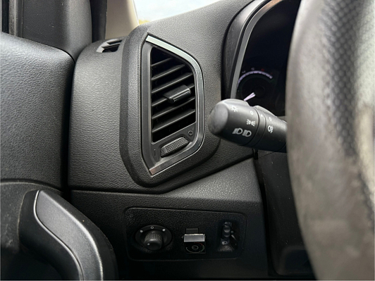 Lada (ВАЗ) XRAY Comfort, 2018 года, пробег 110000 км