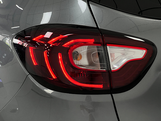 Renault Kaptur Play, 2016 года, пробег 128000 км