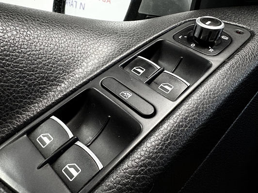 Volkswagen Tiguan Sochi Edition, 2013 года, пробег 262800 км