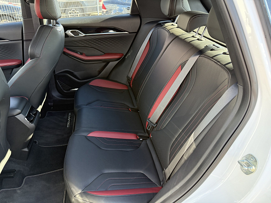 Geely Coolray Luxury, 2023 года, пробег 21768 км