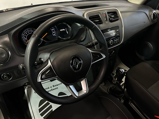 Renault Sandero Stepway Life, 2020 года, пробег 42000 км