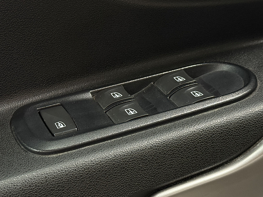 Lada (ВАЗ) XRAY Top Prestige (2015-2016), 2016 года, пробег 187000 км