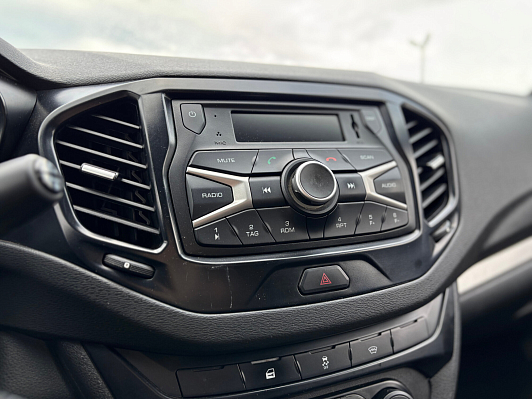Lada (ВАЗ) Vesta Comfort Image (2018-2019), 2019 года, пробег 118855 км