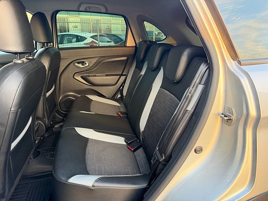 Lada (ВАЗ) XRAY Luxe Prestige (2018-2021), 2018 года, пробег 53200 км