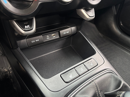 Kia Rio Luxe, 2018 года, пробег 134617 км