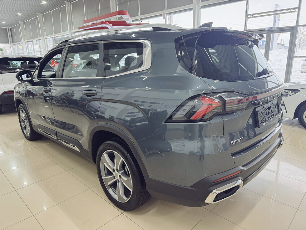 Geely Okavango Luxury, серый