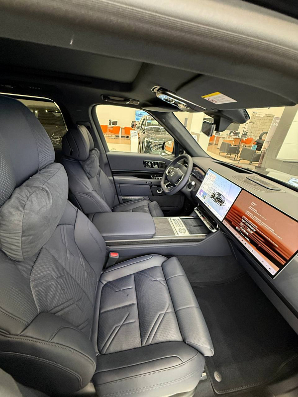Zeekr 9X Hyper (5 seats), черный