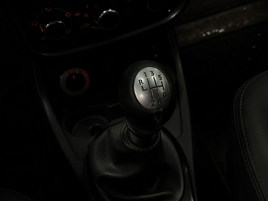 Renault Duster Luxe Privilege, 2013 года, пробег 177281 км