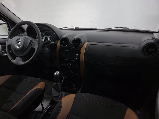 Lada (ВАЗ) Largus Quest (5 мест), 2020 года, пробег 118250 км