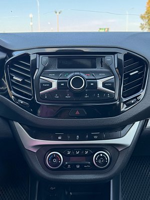 Lada (ВАЗ) Vesta Luxe, 2018 года, пробег 132726 км