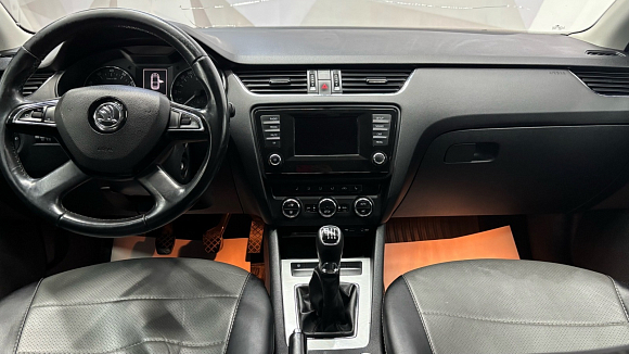 Skoda Octavia, 2014 года, пробег 261747 км