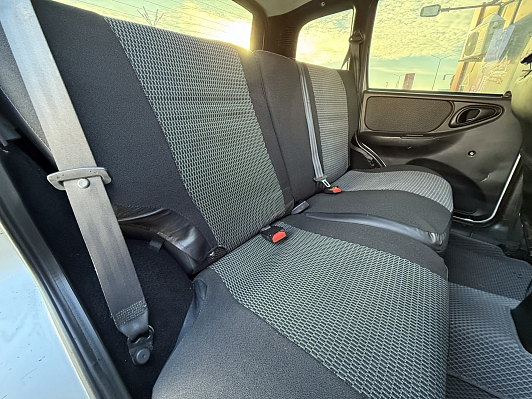 Chevrolet Niva LE Camouflage, 2016 года, пробег 97050 км