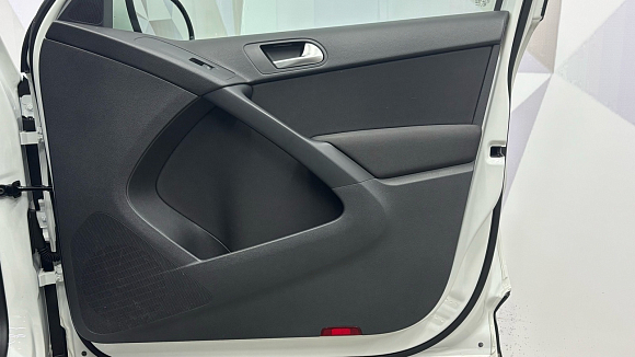 Volkswagen Tiguan, 2016 года, пробег 109533 км