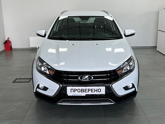Lada (ВАЗ) Vesta Luxe Multimedia (2017-2019), 2019 года, пробег 76000 км