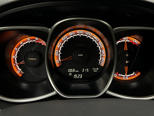 Lada (ВАЗ) Vesta Comfort, 2019 года, пробег 113000 км