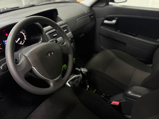 Lada (ВАЗ) Priora Norma Climate 21705-41-058, 2018 года, пробег 102000 км