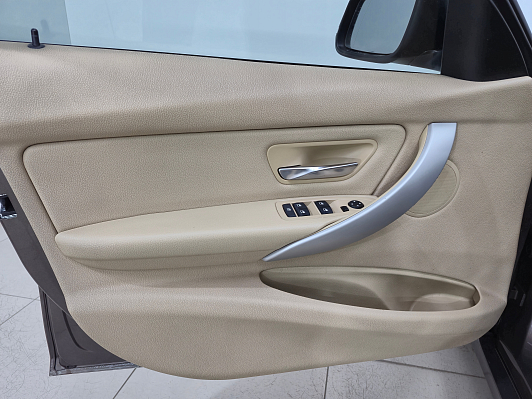 BMW 3 серии 316i SE, 2013 года, пробег 263891 км