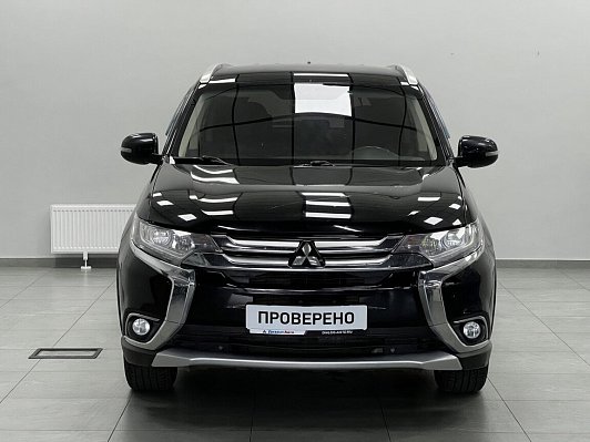Mitsubishi Outlander Invite, 2018 года, пробег 136649 км