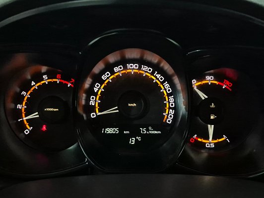 Lada (ВАЗ) Vesta Comfort, 2021 года, пробег 119804 км