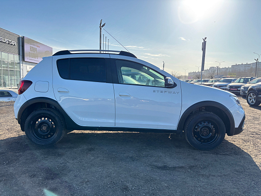 Renault Sandero Stepway Drive, 2019 года, пробег 112500 км