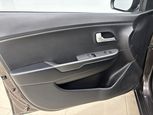 Kia Rio Luxe, 2015 года, пробег 84931 км