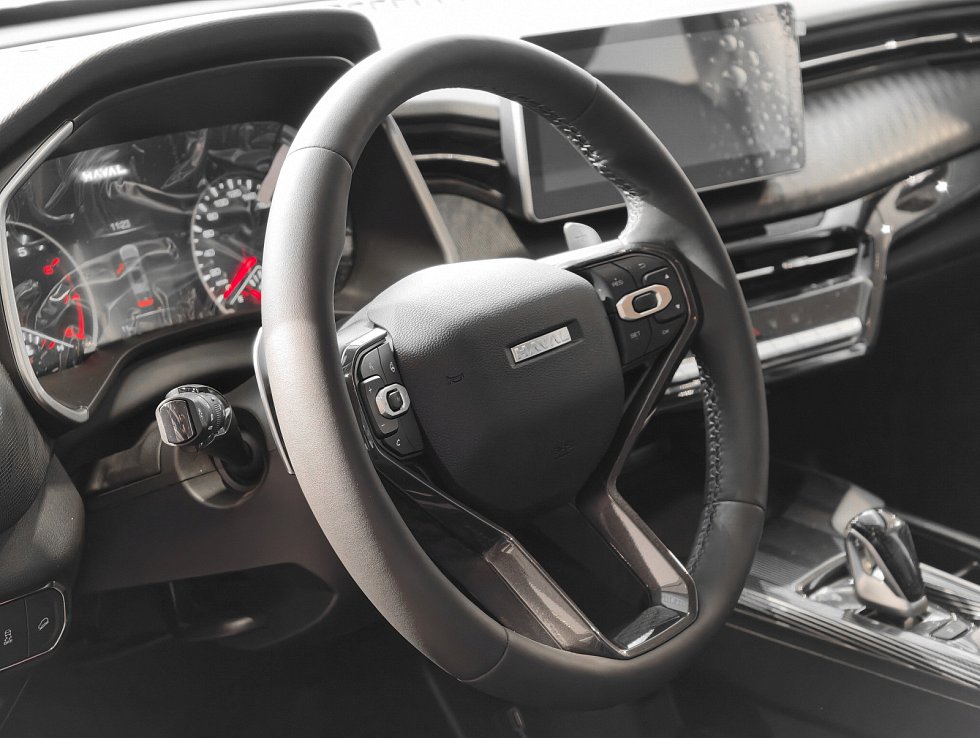 Haval Jolion Оптимум, красный