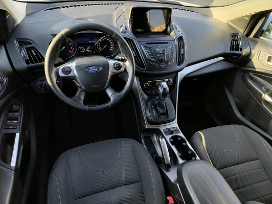 Ford Kuga Titanium, 2014 года, пробег 182000 км