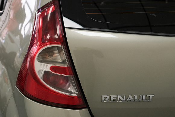 Renault Sandero Expression, 2011 года, пробег 196200 км