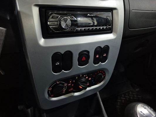 Renault Logan Prestige, 2012 года, пробег 206698 км