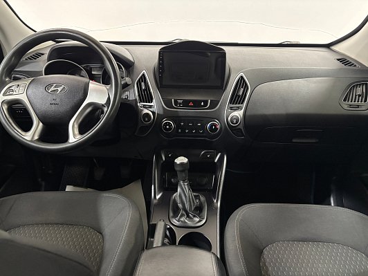 Hyundai ix35 Start, 2011 года, пробег 267200 км