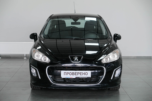 Peugeot 308 Access, 2011 года, пробег 165765 км