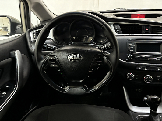 Kia Ceed Comfort, 2016 года, пробег 283000 км