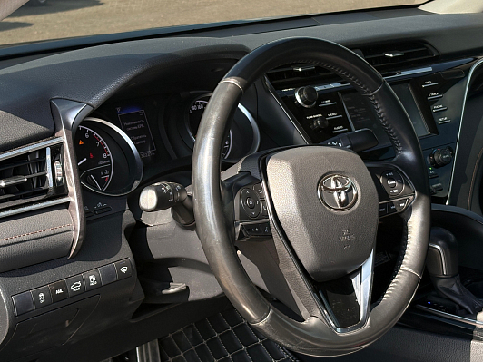 Toyota Camry, 2020 года, пробег 132221 км