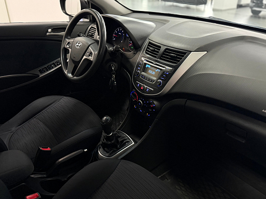 Hyundai Solaris, 2016 года, пробег 137617 км