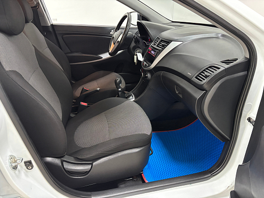 Hyundai Solaris Active, 2012 года, пробег 245089 км