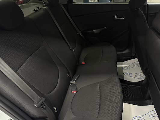 Kia Rio Luxe, 2016 года, пробег 84904 км