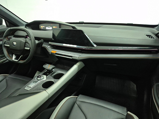 Changan UNI-V DLX, 2024 года, пробег 19851 км