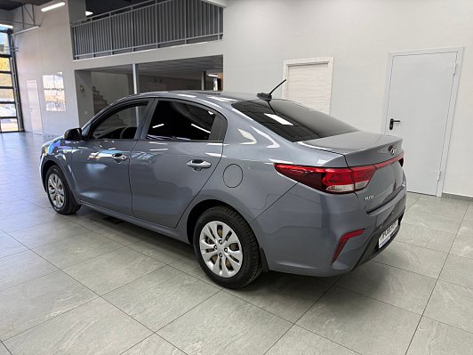 Kia Rio Luxe, 2017 года, пробег 124663 км