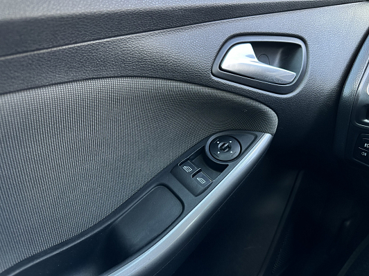Ford Focus SYNC Edition, 2012 года, пробег 220450 км