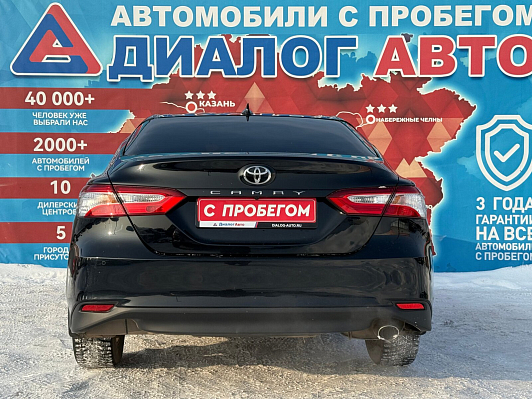 Toyota Camry Элеганс Safety, 2019 года, пробег 148500 км