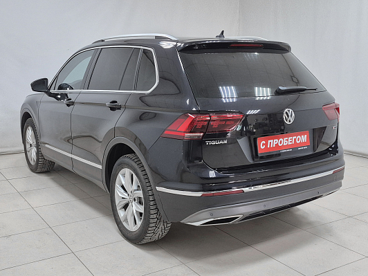 Volkswagen Tiguan Highline, 2018 года, пробег 124500 км