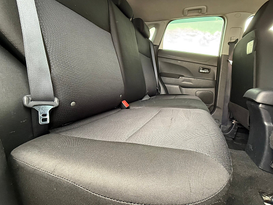 Mitsubishi ASX Intense, 2012 года, пробег 250000 км