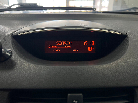 Renault Symbol, 2011 года, пробег 156000 км