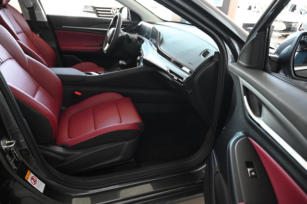 Changan Eado Plus Техно, серый